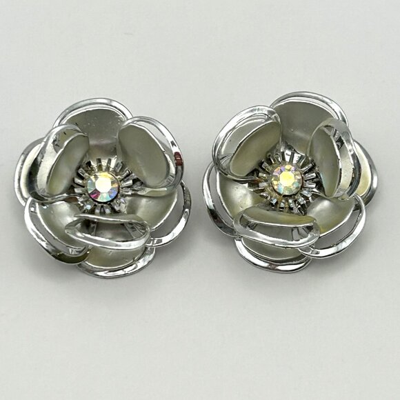 Vintage Silver Tone Flower Clip On Earrings with AB Rhinestone Center - Picture 11 of 14